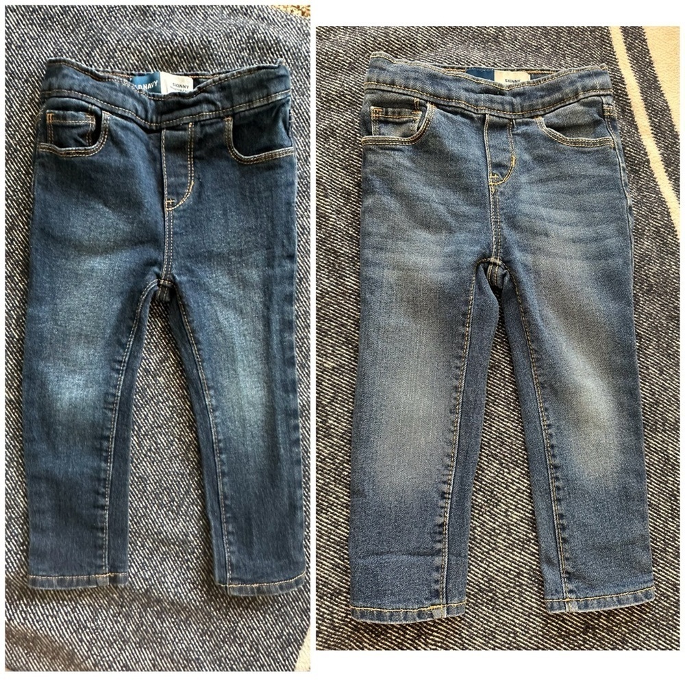 2 pairs Old Navy WOW Skinny Pull-On Jeans for Toddlers - size 2T